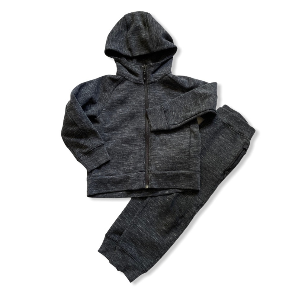 Uniqlo Sweatsuit